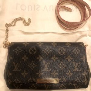 Louis Vuitton BRAND NEW Retired Favorite Pochette